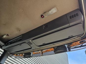 Scania P420 / MANUAL GEARBOX / 10x4 / RETARDER / 150T